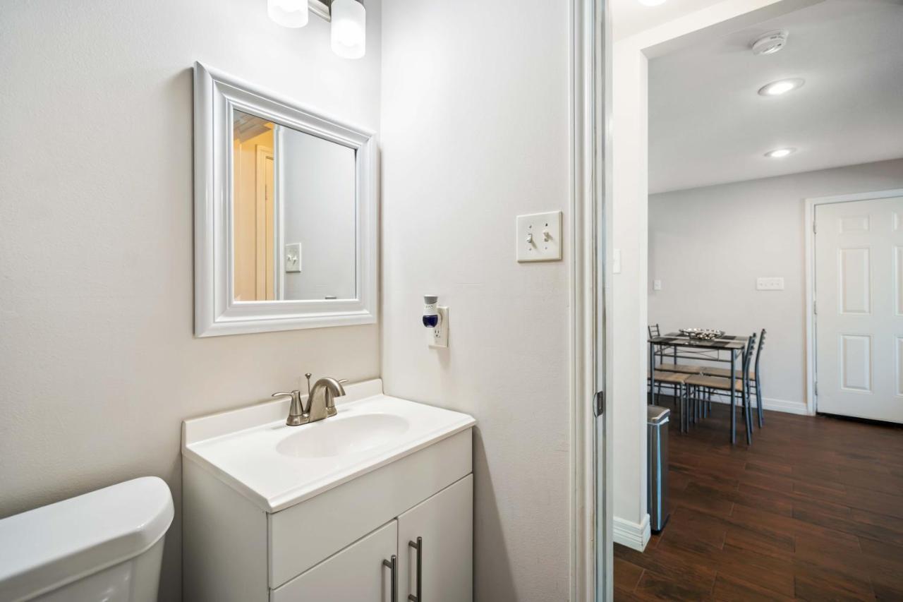 Stunning & Vibrant Apt 7 Min From Tx Med Center Houston Exteriör bild